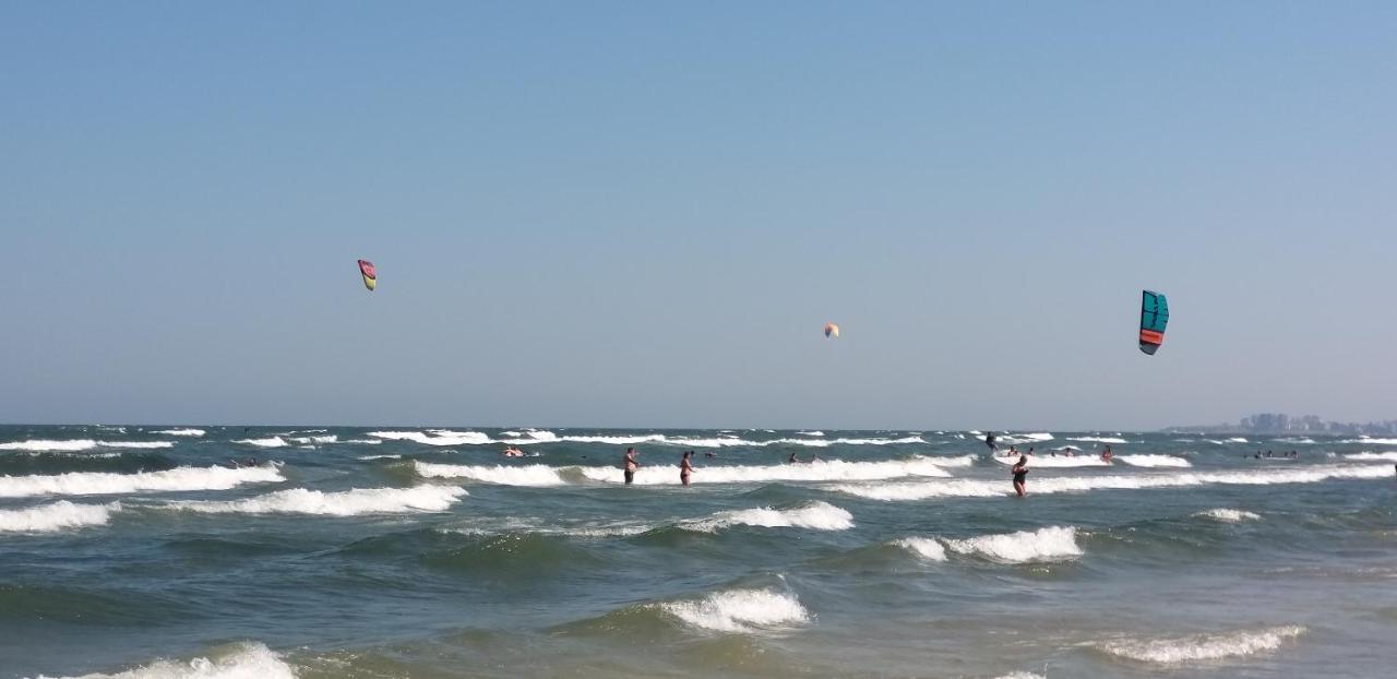 Mamaia Summerland MRS Bagian luar foto