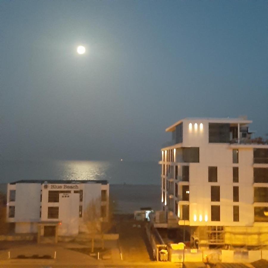 Mamaia Summerland MRS Bagian luar foto
