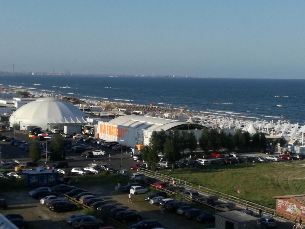 Mamaia Summerland MRS Bagian luar foto