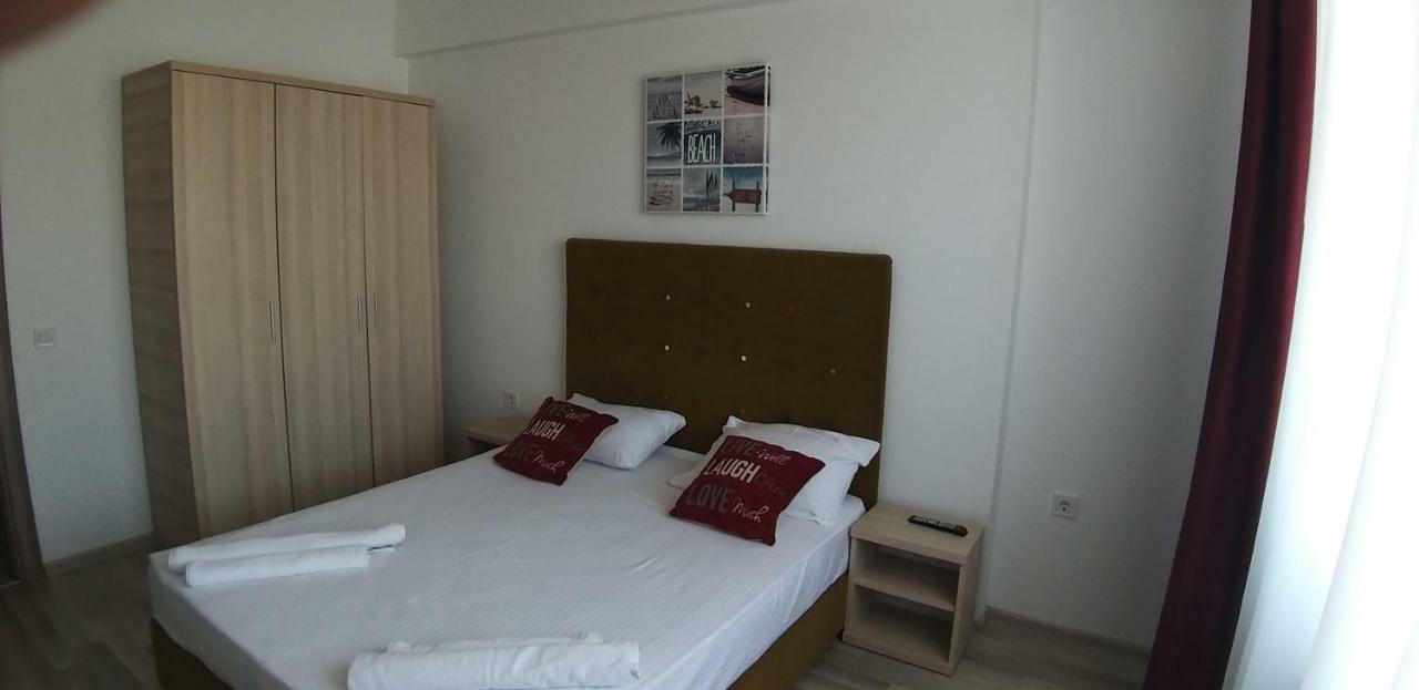 Mamaia Summerland MRS Bagian luar foto